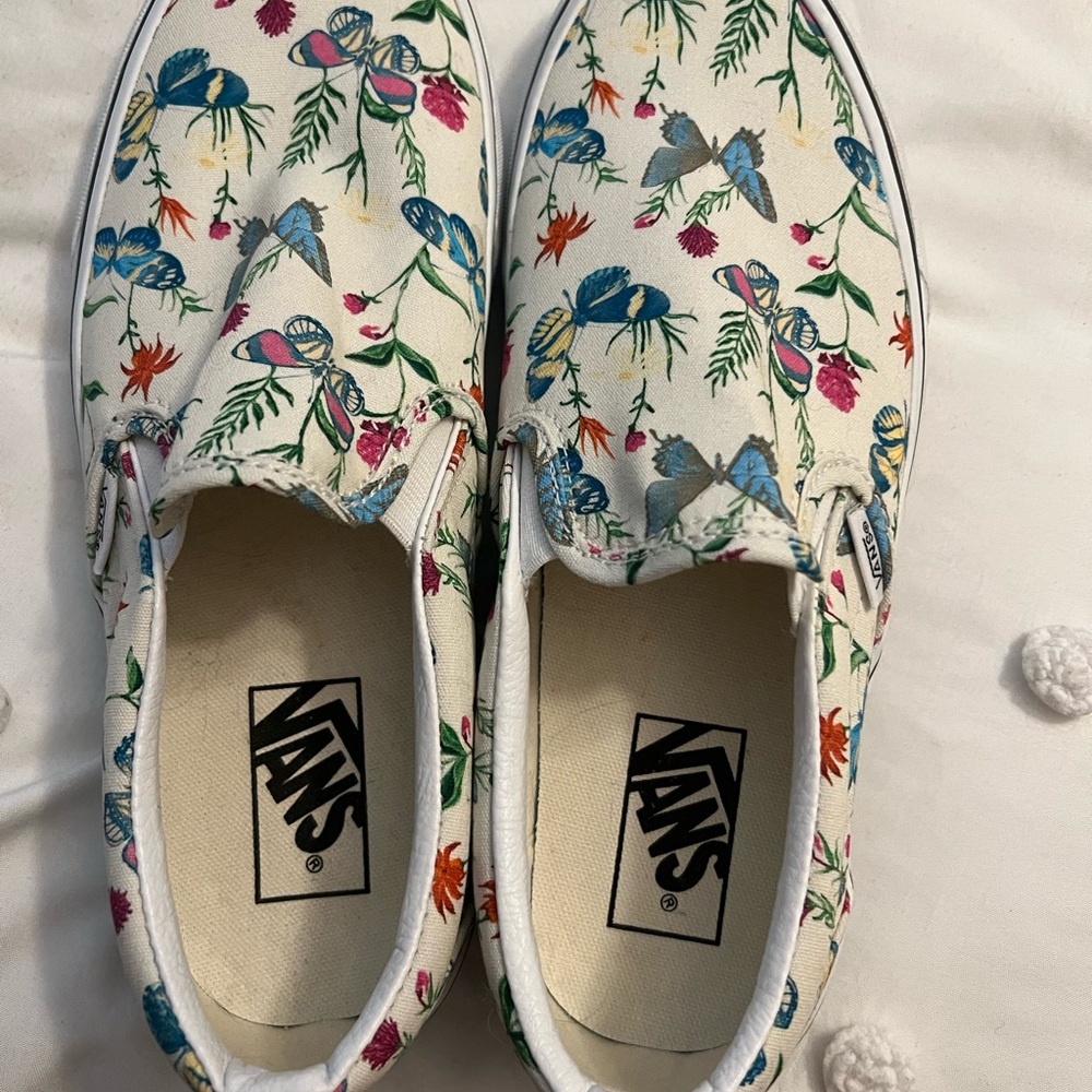 Never worn VANS